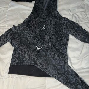 Jordan Top and Bottom